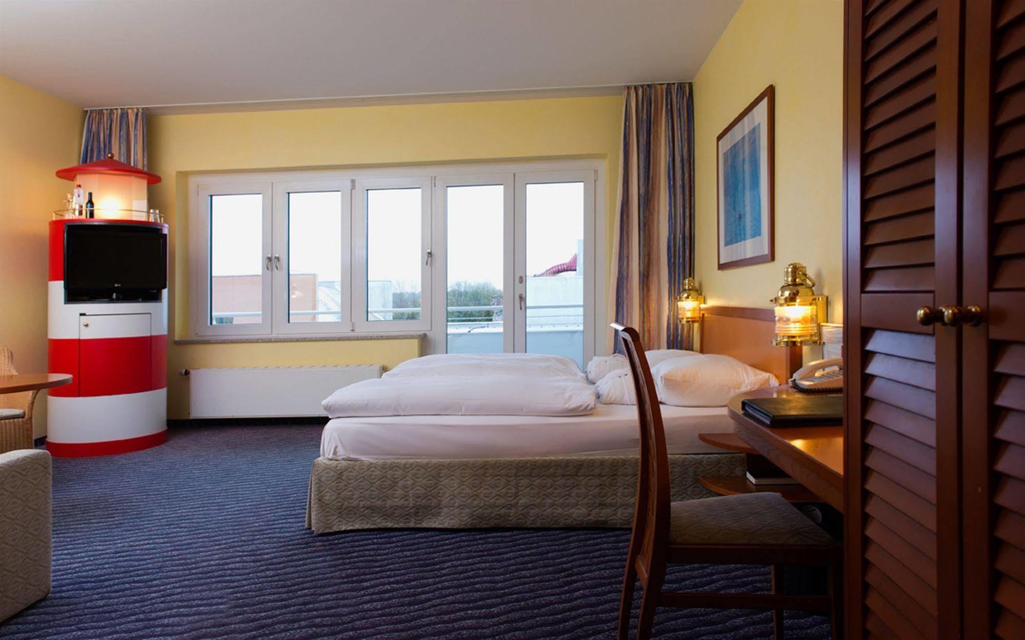 Wyndham Stralsund Hansedom Exterior foto
